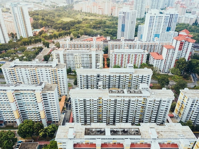 2206 Properties